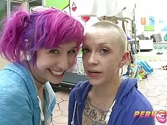 Dos jóvenes lesbiana ...