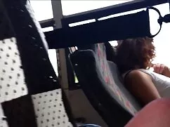 Un hombre videos de  ...