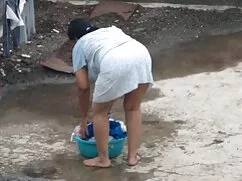 Británica flaca posa ...