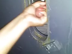 Masajista lleva a un ...